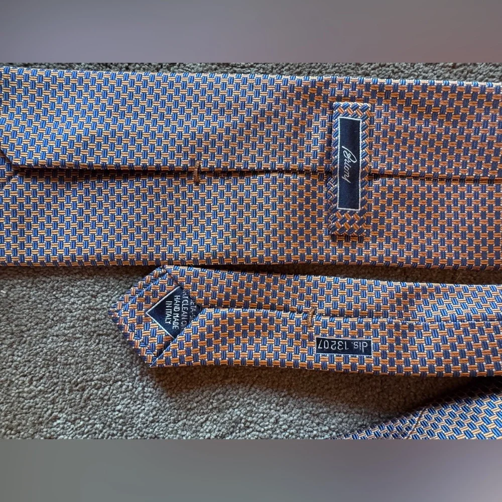 Brioni Orange & Blue Italian made tie